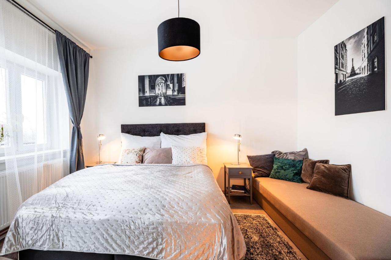 Silvie Apartments - Lazecka ออลอโมตซ์ ภายนอก รูปภาพ